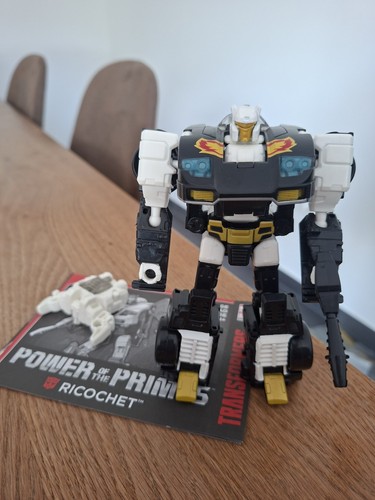 Transformers generations - transformers,