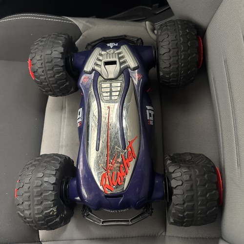 Rara auto radiocomandata