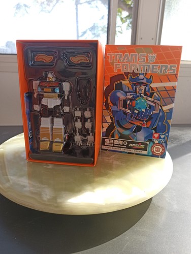 Auldey transformers aae - transformers,